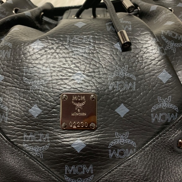 *** MCM Visetos drawstring *** - Picture 6 of 16